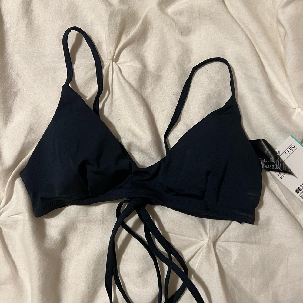 NWT navy bikini top
